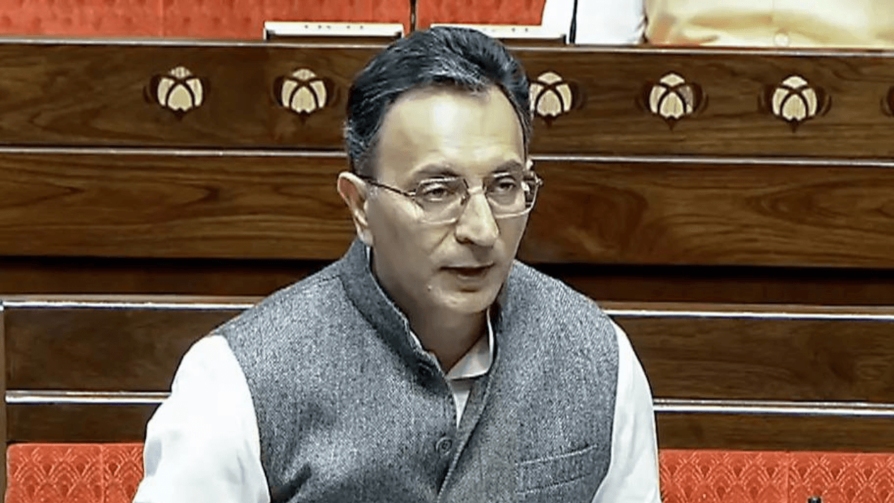 Electronics output up 6-fold, exports 8-fold in 11 yrs: Govt