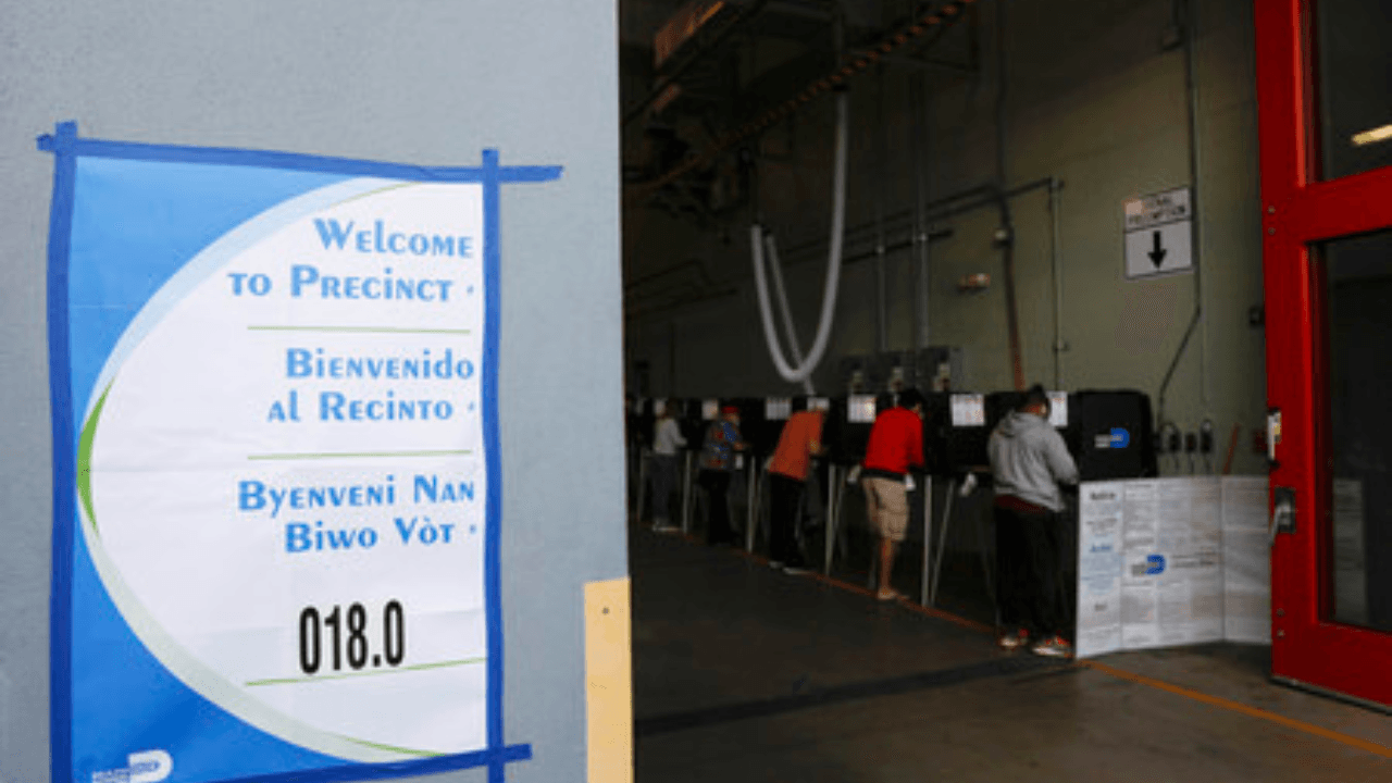 Person born in India has right to remain on electoral roll, vote: Supreme Court