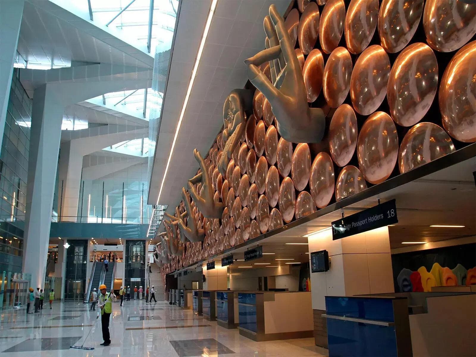 US national stopped for satellite phone-like device in J&amp;K, let off after checks