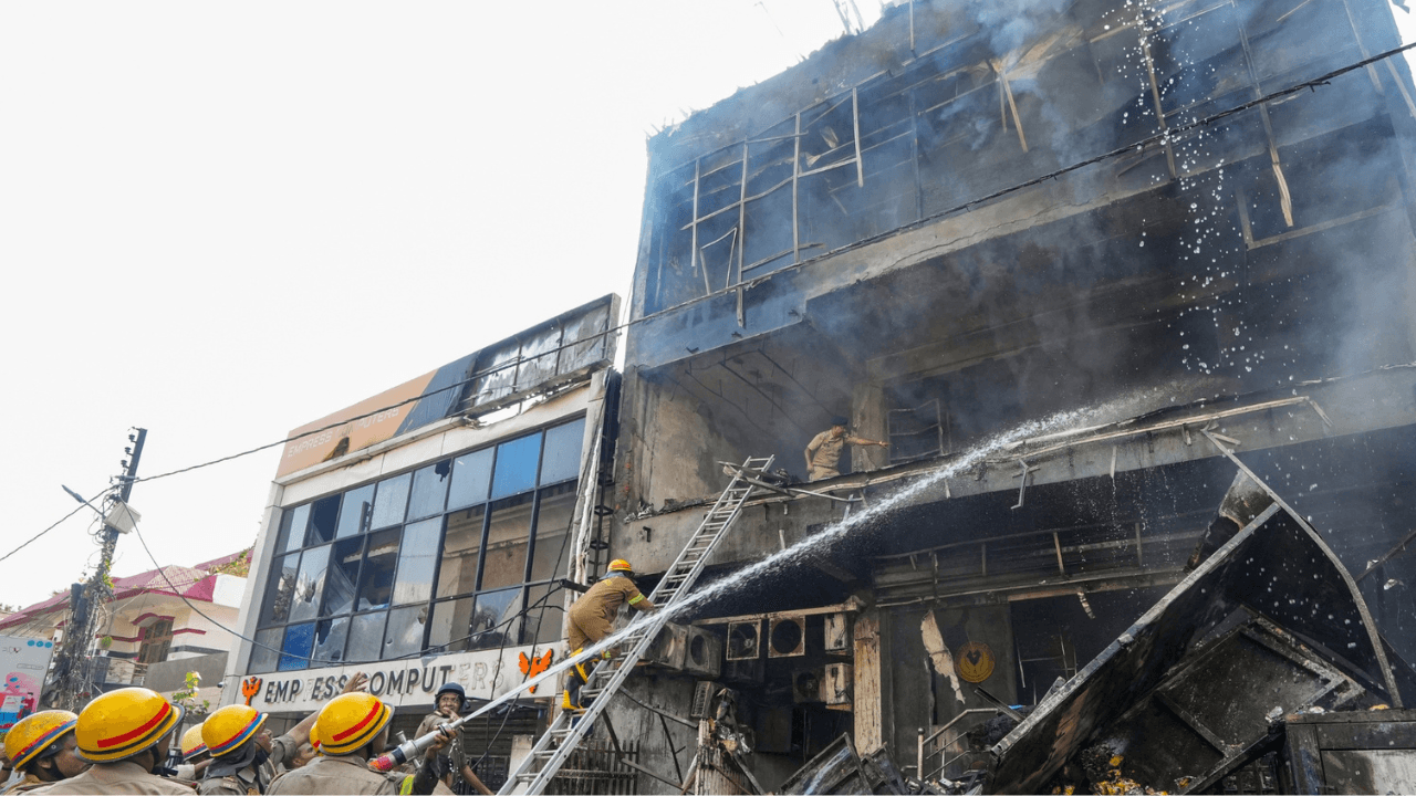 15 dead in Lucknow fire: Building was residential on paper; 16 officials under scanner