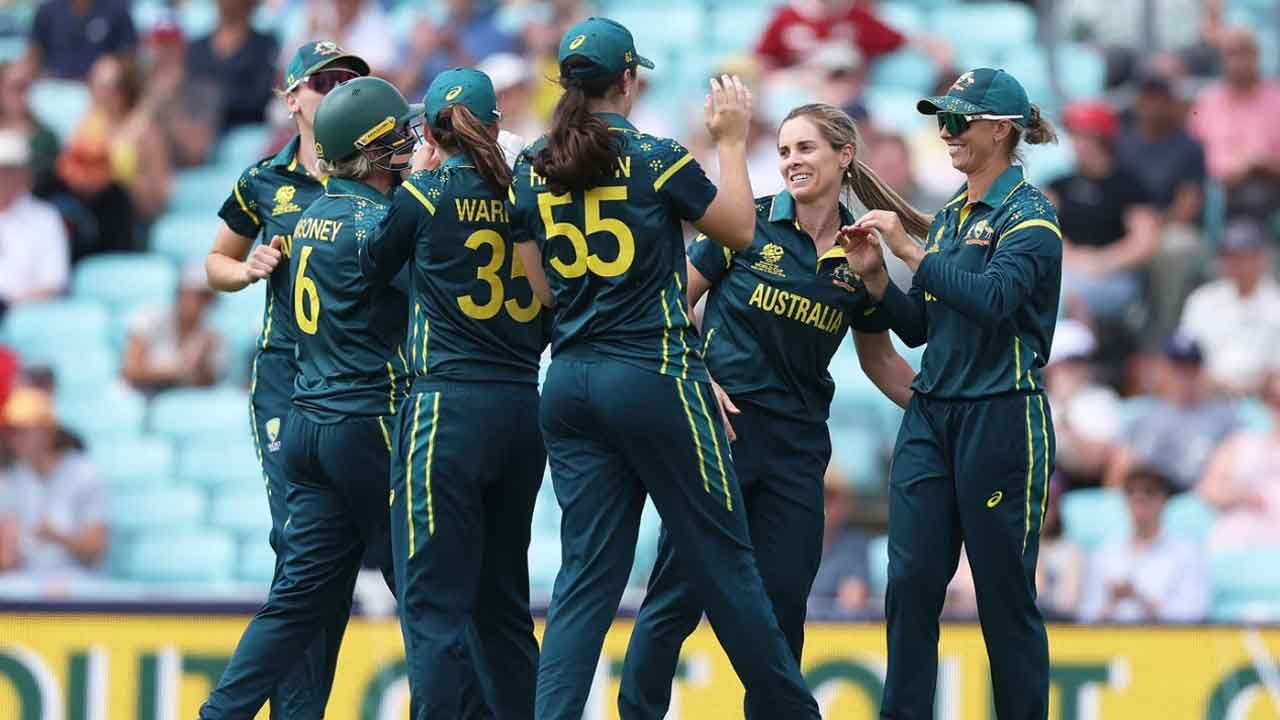 Beth Mooney, Gardner power Australia into eighth Women's T20 World Cup final
