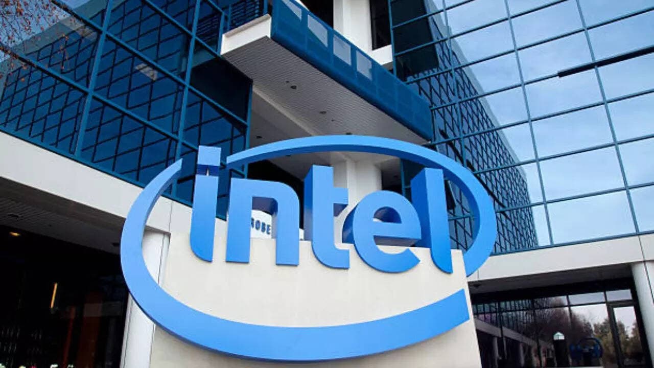Intel’s CPU market share hits 31-year low in ‘ugliest segment’