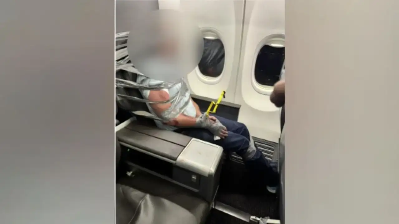 US man duct-taped to seat after attacking passenger mid-flight, racial abuse