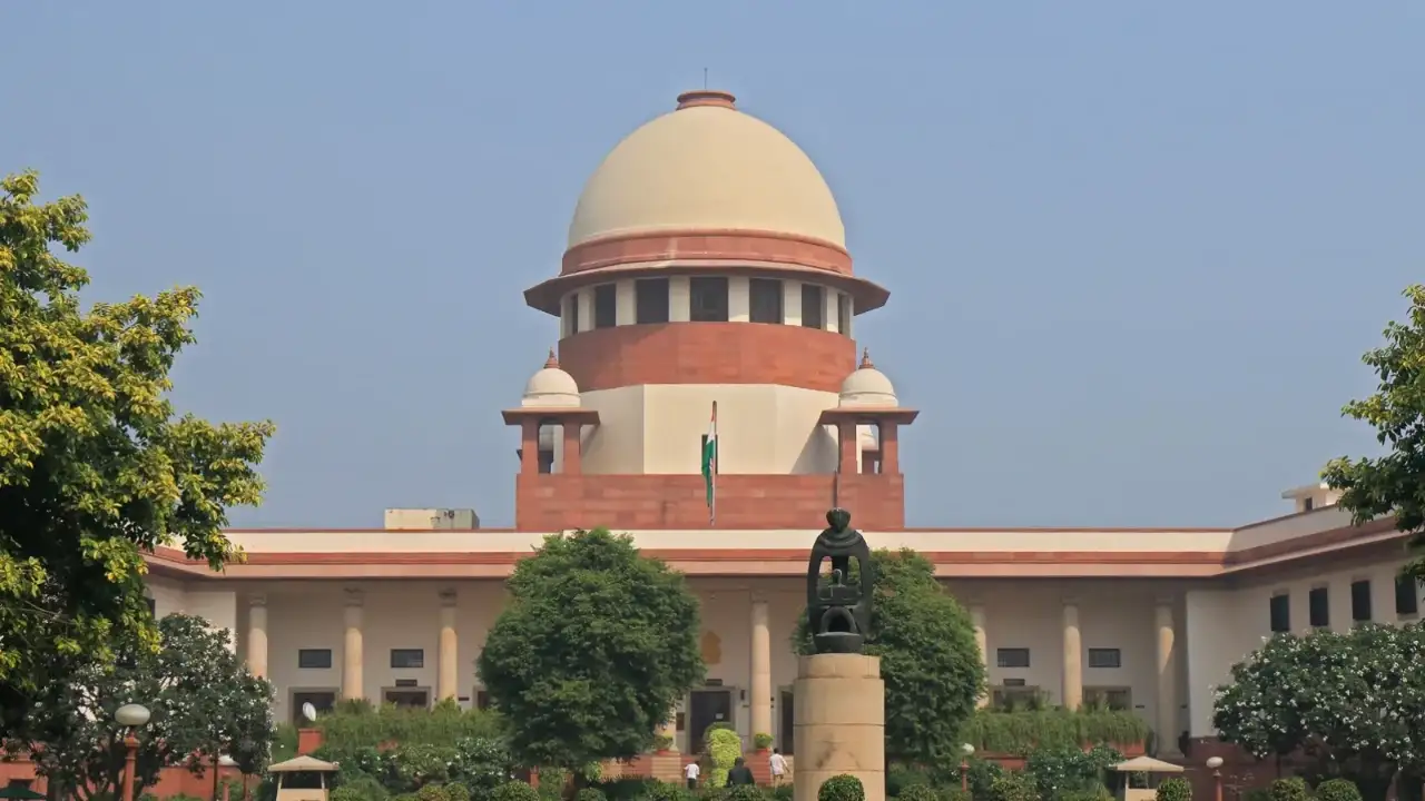 Using recovery agents proves costly for truck financier, SC orders Rs 15 lakh payout