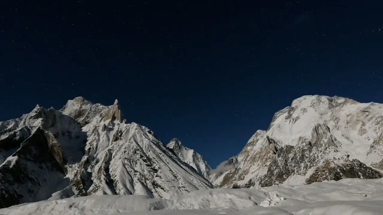 Two dead after avalanche hits Himlung Himal base camp in Nepal; 10 missing