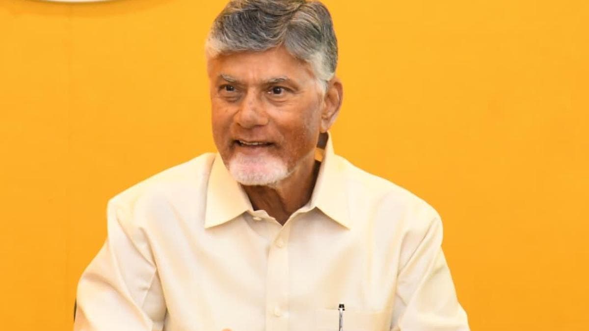 A.P. CM tells officials to draw micro-level development plans for Visakhapatnam Economic Region