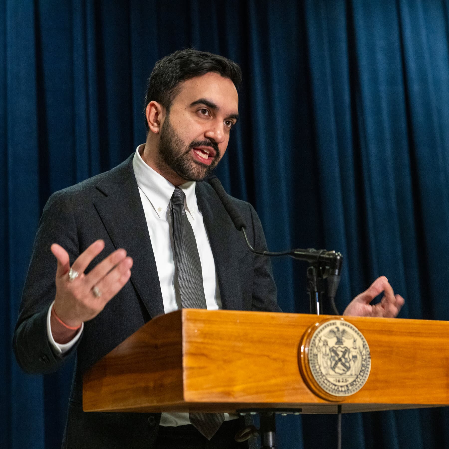 Many Mayors Have Tried to Help Small Businesses. It’s Mamdani’s Turn.