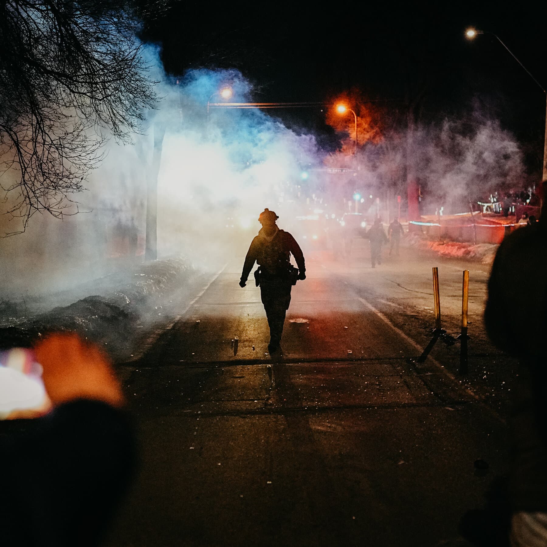 Federal Agent Shoots and Injures Man in Minneapolis, and F.B.I. Searches Reporter’s Home