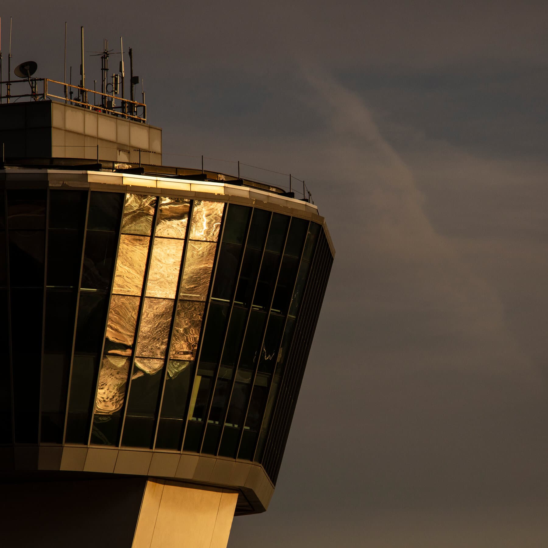 F.A.A. Says Better Scheduling Can Address Air Traffic Control Staffing Issues