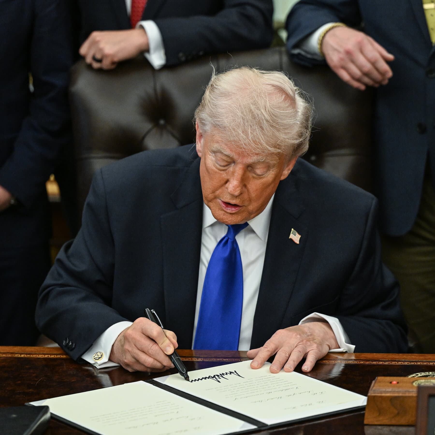 Trump Plans to Sign Executive Order Granting Oversight of A.I. Models