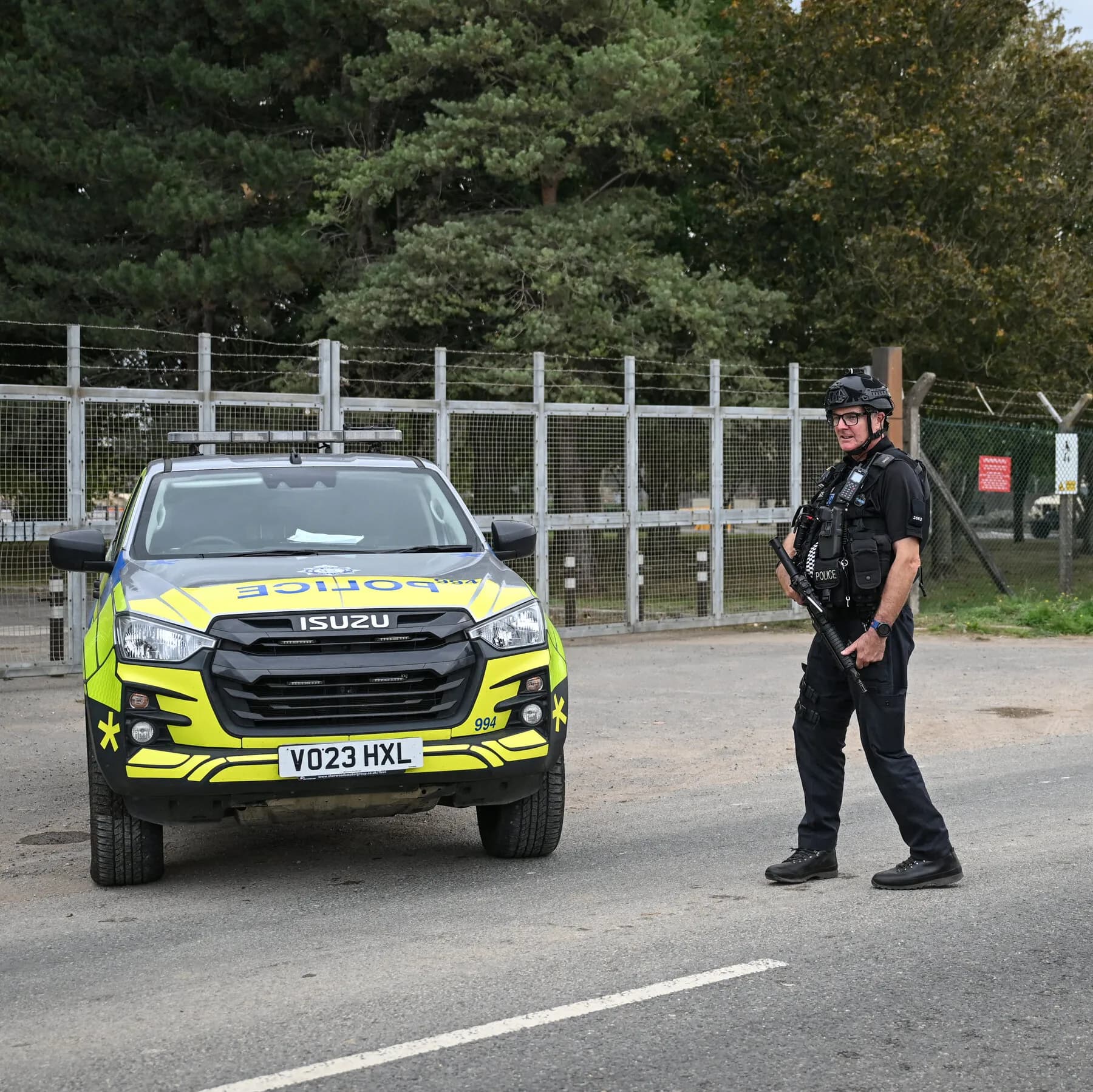 5 Arrested on Suspicion of Terrorism Near RAF Fairford Air Base in UK