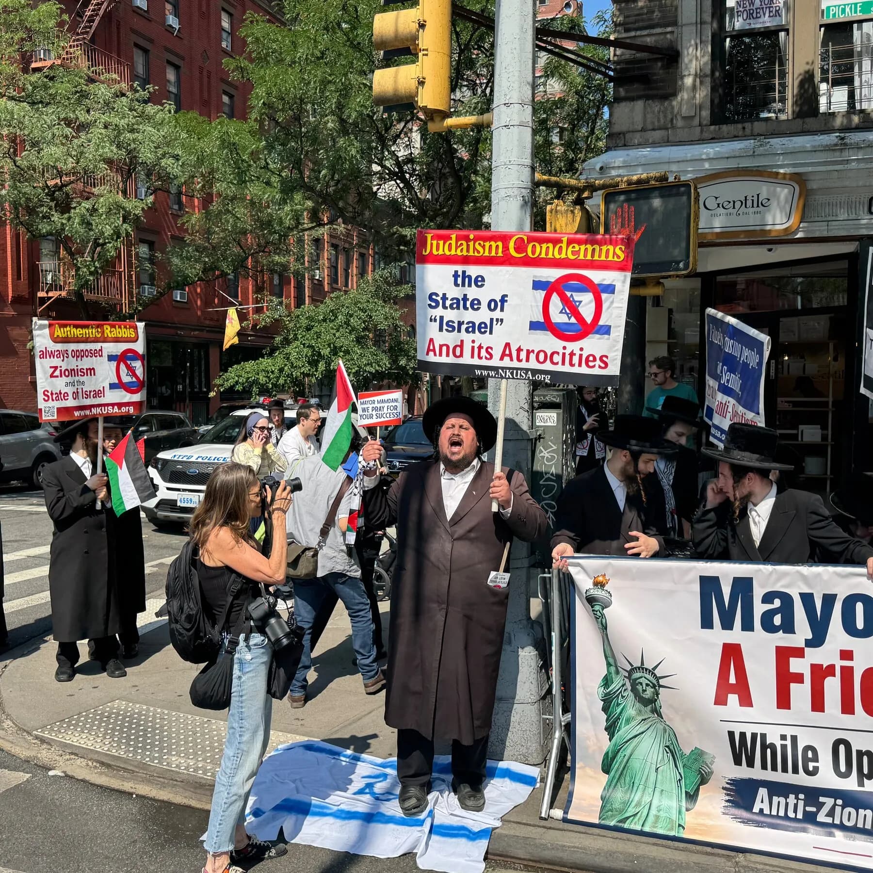 A Hasidic Jew Protested Against an Israeli Flag. He May Be Deported.