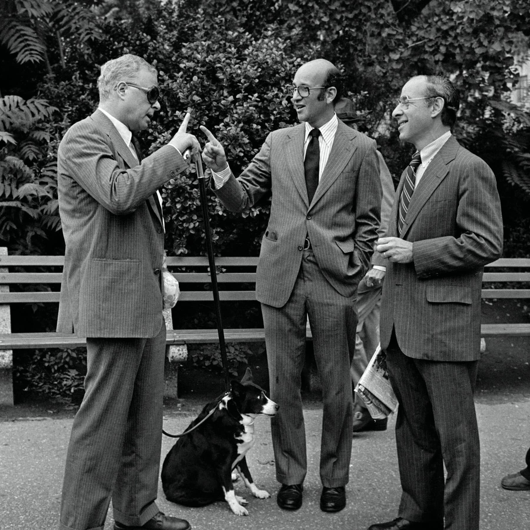 Edward Lehner, Who Made Dog Owners Pick ‘It’ Up, Dies at 93