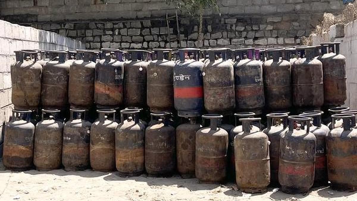 Association asks hoteliers to submit applications to authorised OMC dealers for commercial LPG