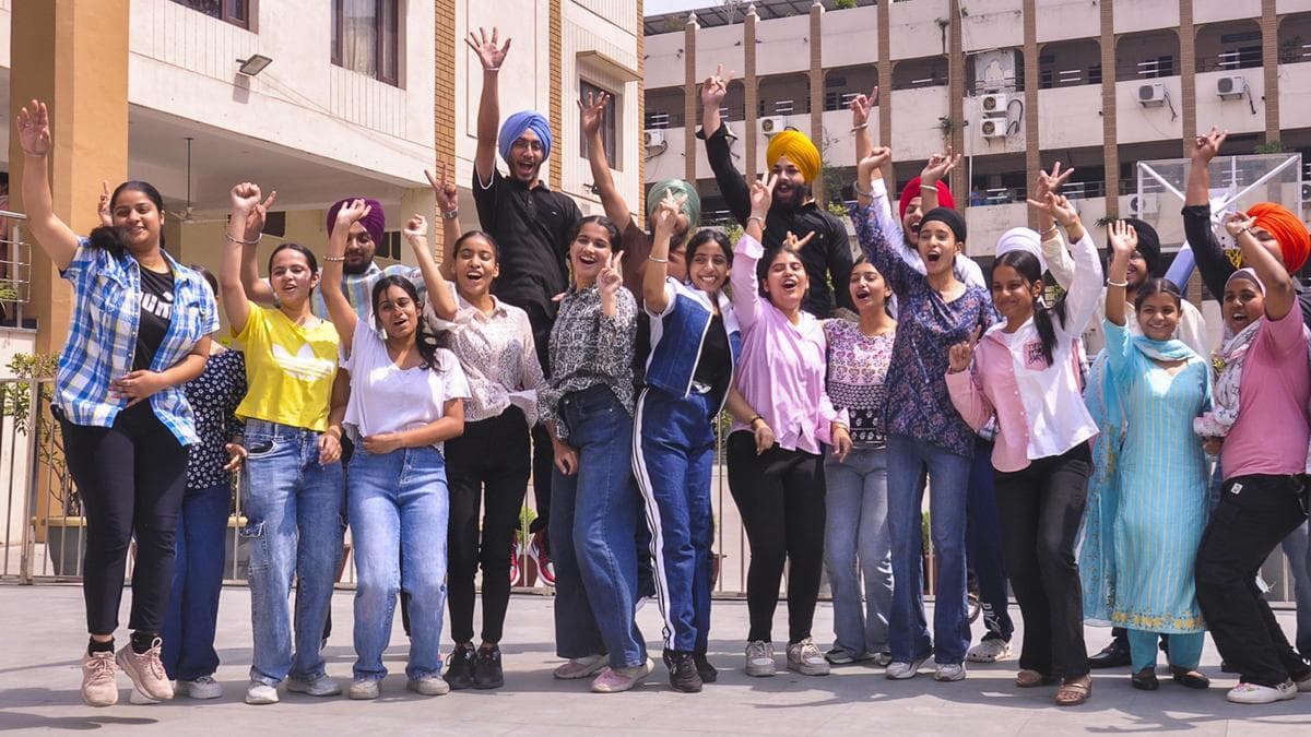 CBSE Class 12 results declared, pass percentage drops to 85.20%
