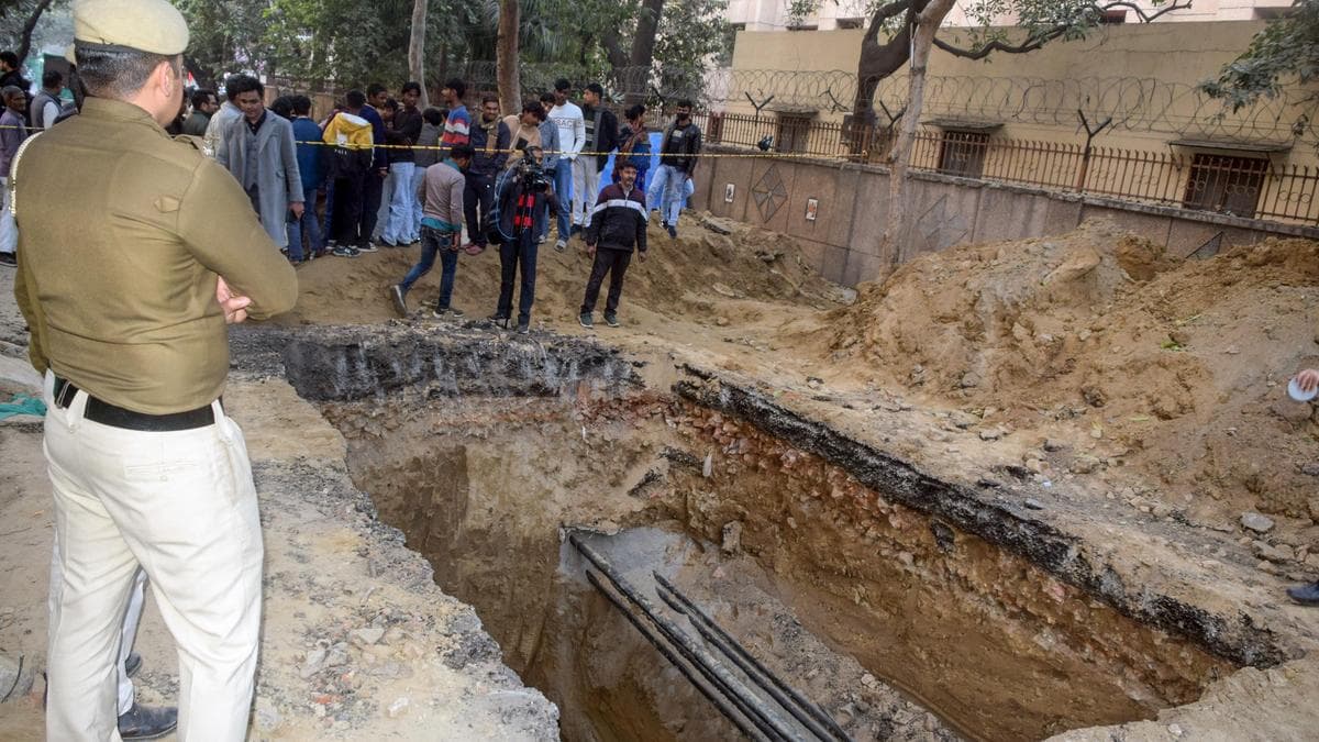 Labourer held for not alerting police to biker’s accident