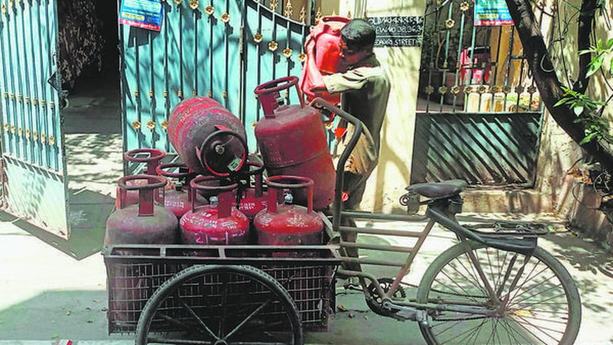 A reality check on govt.’s claim of 45 days of LPG ‘rolling stock’