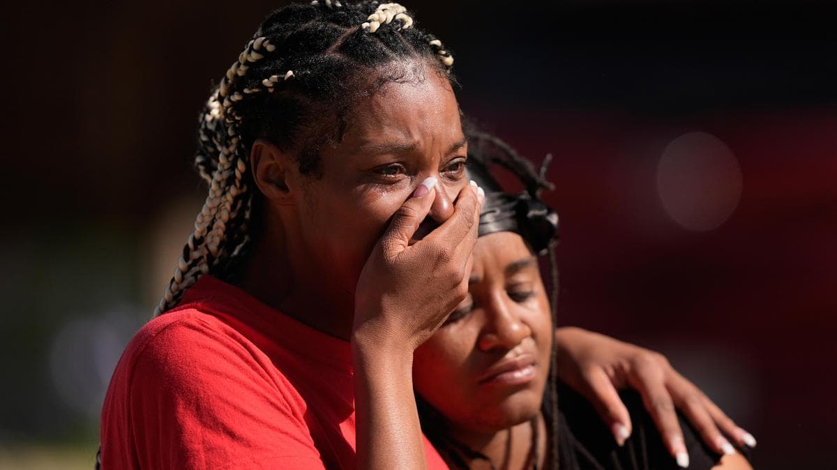 Mass shooting in Louisiana kills 10, including eight children