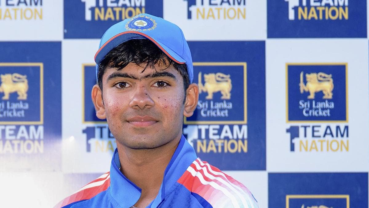 2nd Youth Test: Kushagra Ojha''s ton puts India U-19 in command