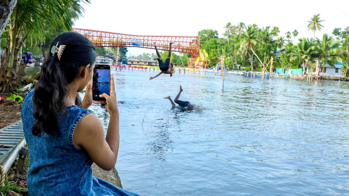 72nd Nehru Trophy Boat Race to be held on Punnamada Lake in Keralam on August 22