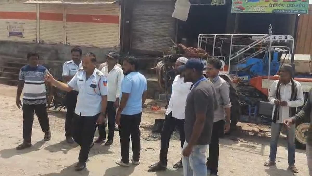 4 killed, 5 injured as metal container carrying gelatin sticks, attached to tractor, explodes in Maharashtra’s Yavatmal district: Police