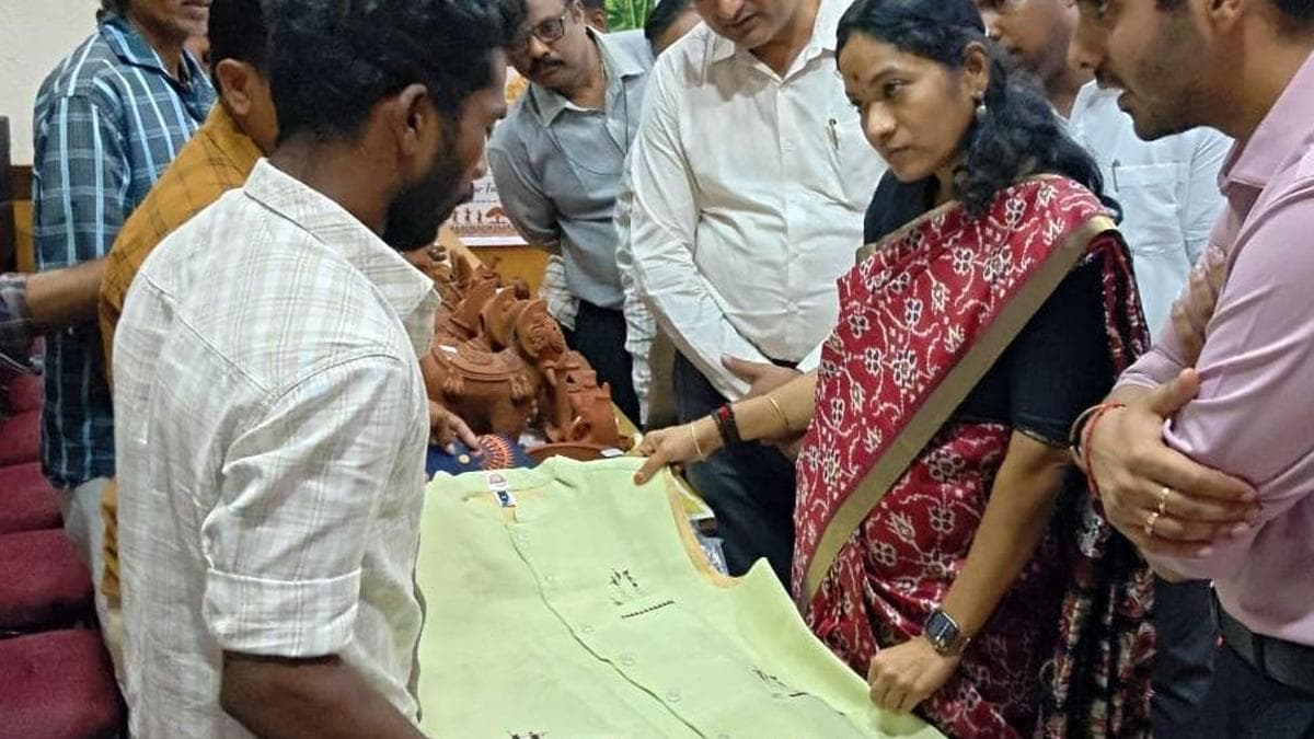 Govt. committed to protecting tribals’ rights, says ASR Collector