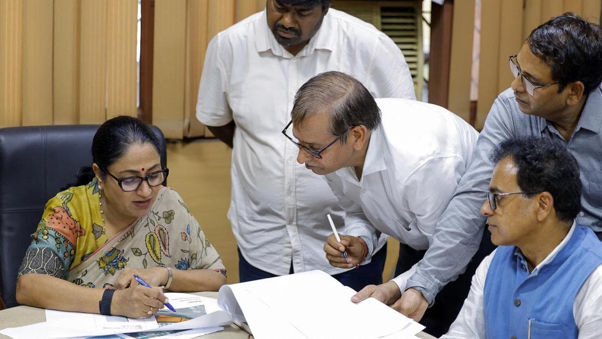 Delhi clears implementation of Central scheme to phase out polluting commercial vehicles