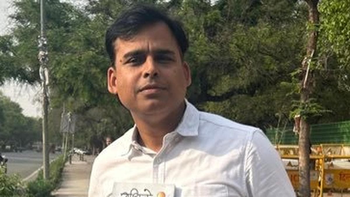 Supreme Court agrees to early hearing of journalist Abhishek Upadhyay’s plea against FIR