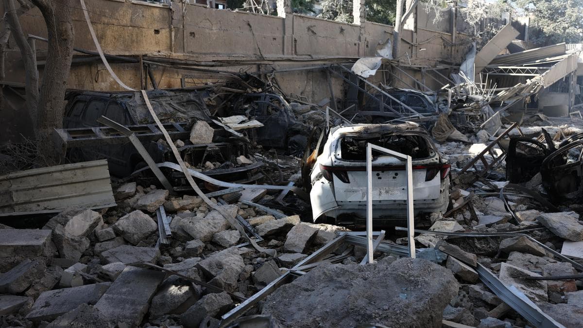 U.S. military reports series of airstrikes against Islamic State targets in Syria