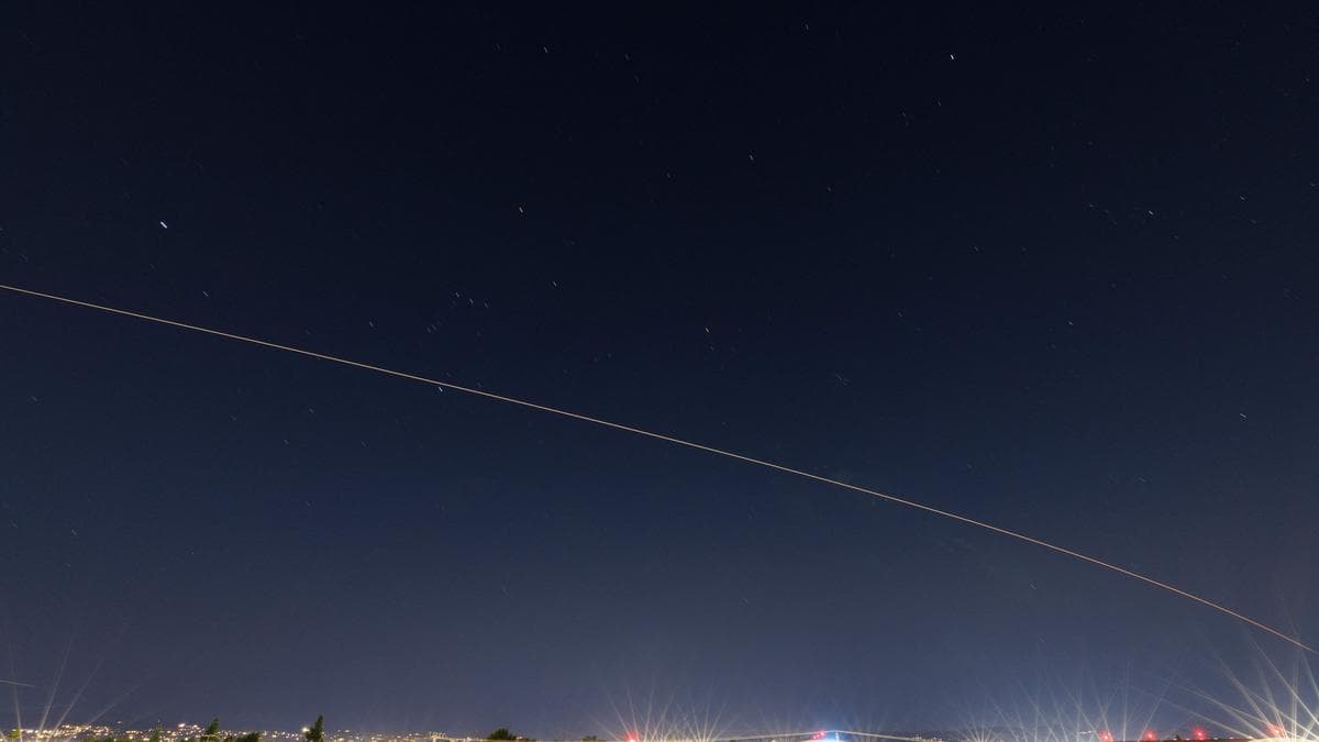 SpaceX capsule with four ISS astronauts splashes down on Earth safely after first-ever medical evacuation