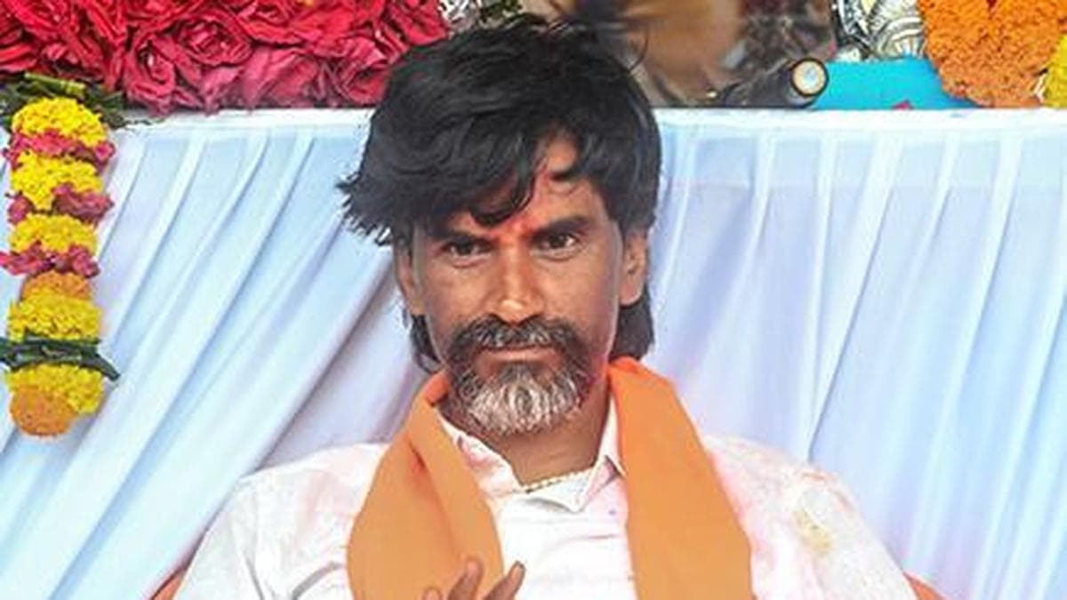 Maratha quota stir: Jarange agrees to IV fluids as health deteriorates on 11th day of fast
