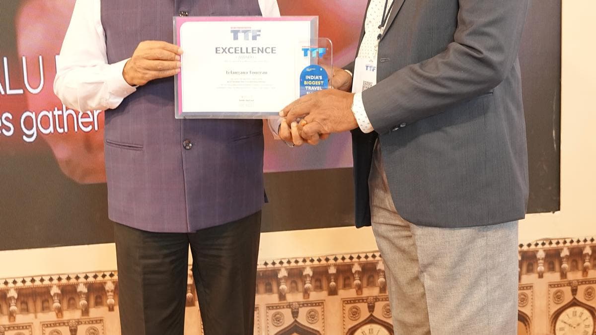 Telangana Tourism wins Best Design Decoration Award at TTF 2026