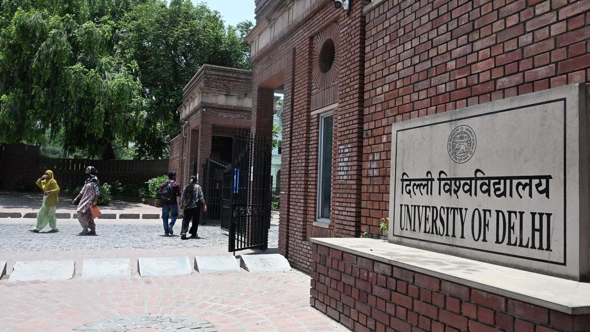 Over 79,000 students accept UG seats in first Delhi University admission round