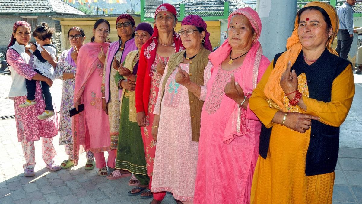 Himachal panchayat polls: 78.53% polling in first phase, women voters outnumber men