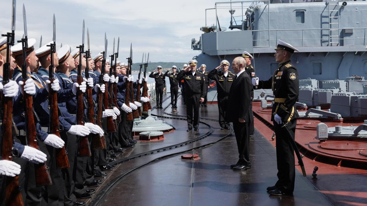 Putin threatens retaliation for Western seizures of Russian commercial vessels