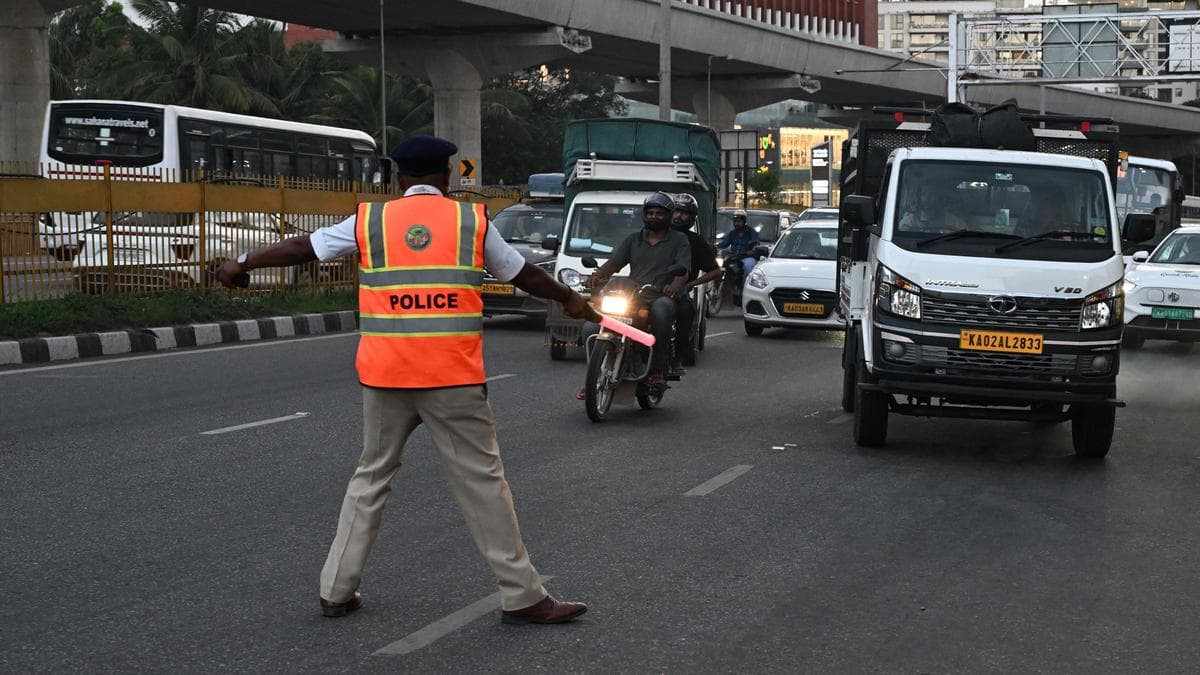 Tempers fly, traffic crawls as vehicle restrictions kick in on Bengaluru airport road