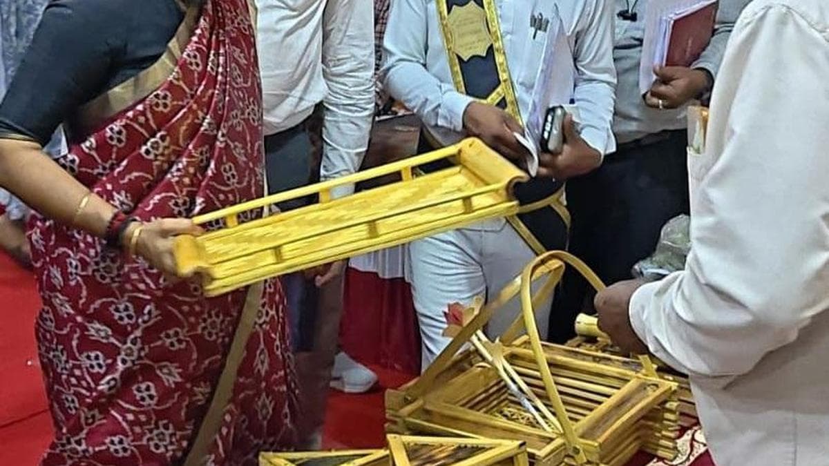 Tribal artisans’ empanelment mela held in Araku Valley