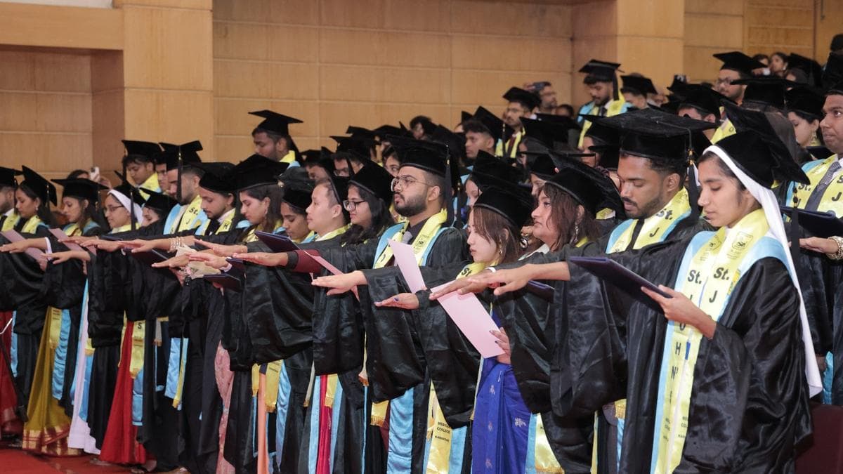 150 graduates receive degrees at St. John’s Medical College convocation