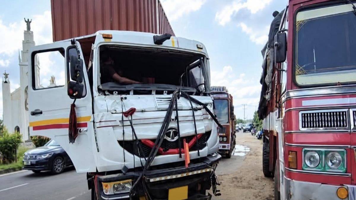 Another crash into parked lorry on NH 544 raises highway safety concerns in Keralam