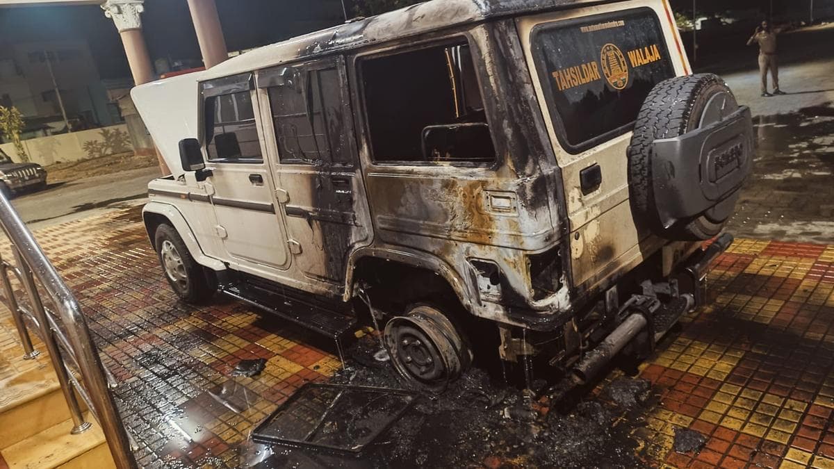 Tahsildar’s vehicle set on fire in Walajah