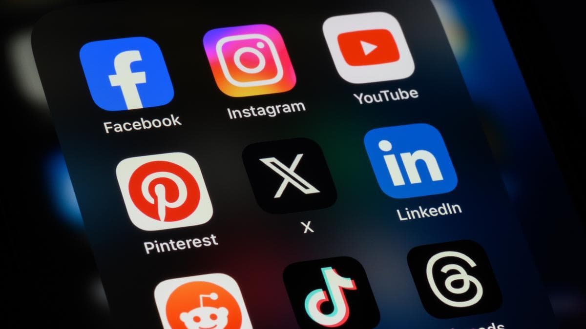 Cyber Crime Wing notice for blocking social media posts draws criticism